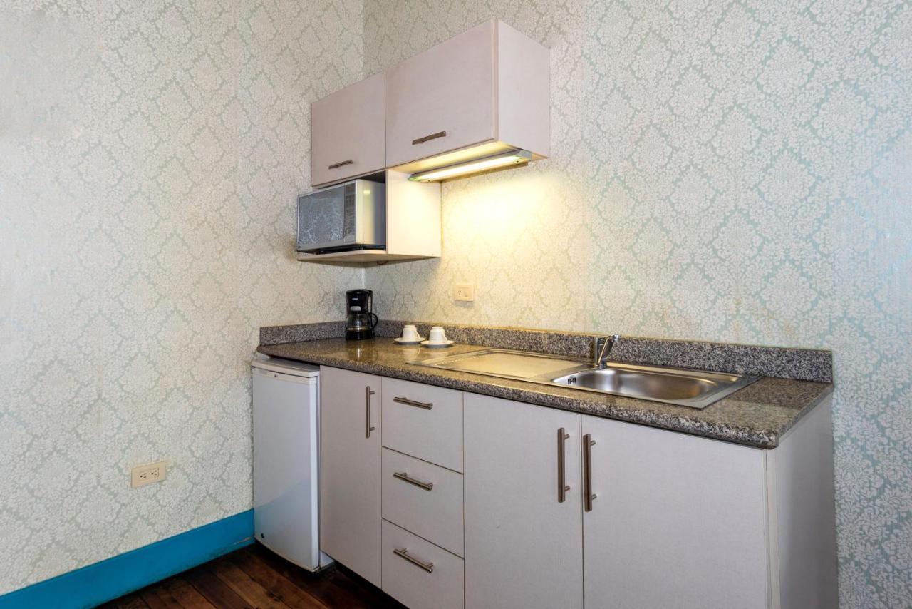 Del Parque Hotel & Suites Куенка Екстер'єр фото