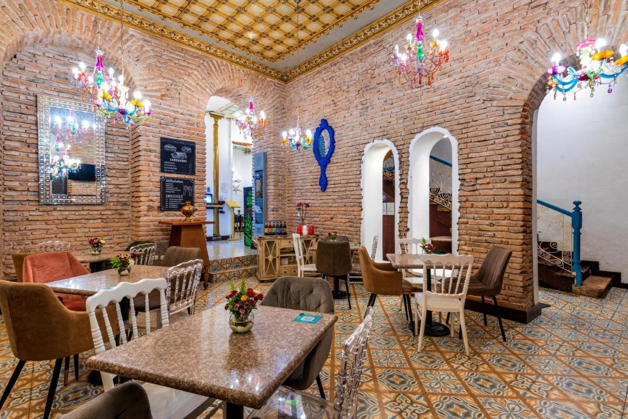 Del Parque Hotel & Suites Куенка Екстер'єр фото