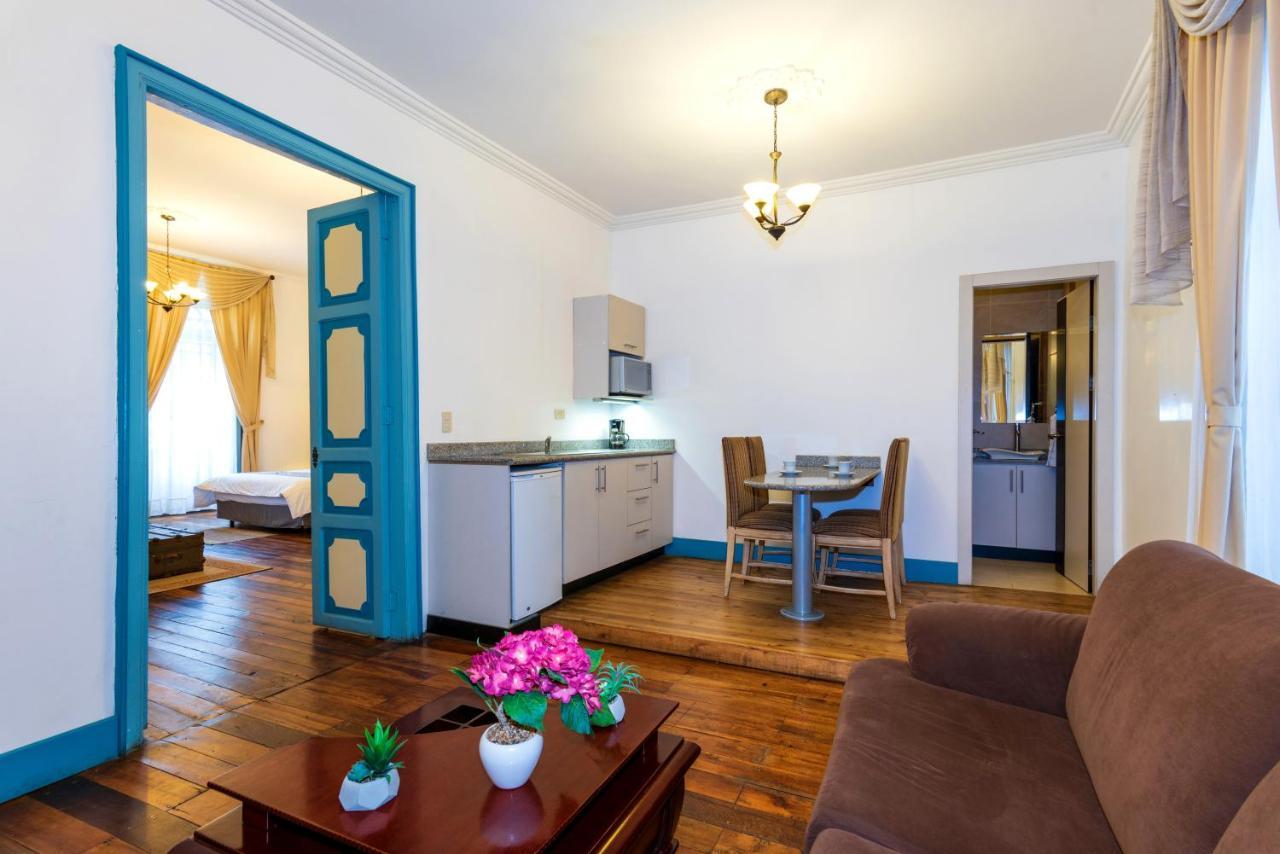 Del Parque Hotel & Suites Куенка Екстер'єр фото
